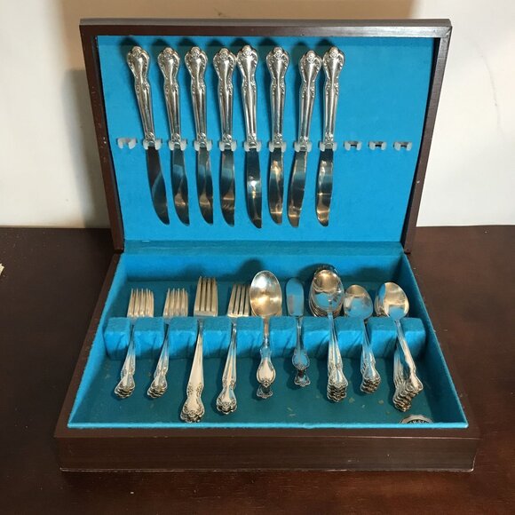 VTG Service for 8 Silver Plate Flatware Rogers Bros 48 Pieces In Original Box - Picture 8 of 13